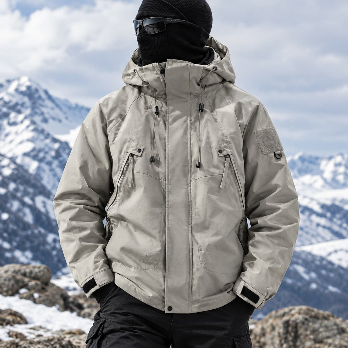 Veste de randonnée homme softshell à capuche, légère et coupe-vent